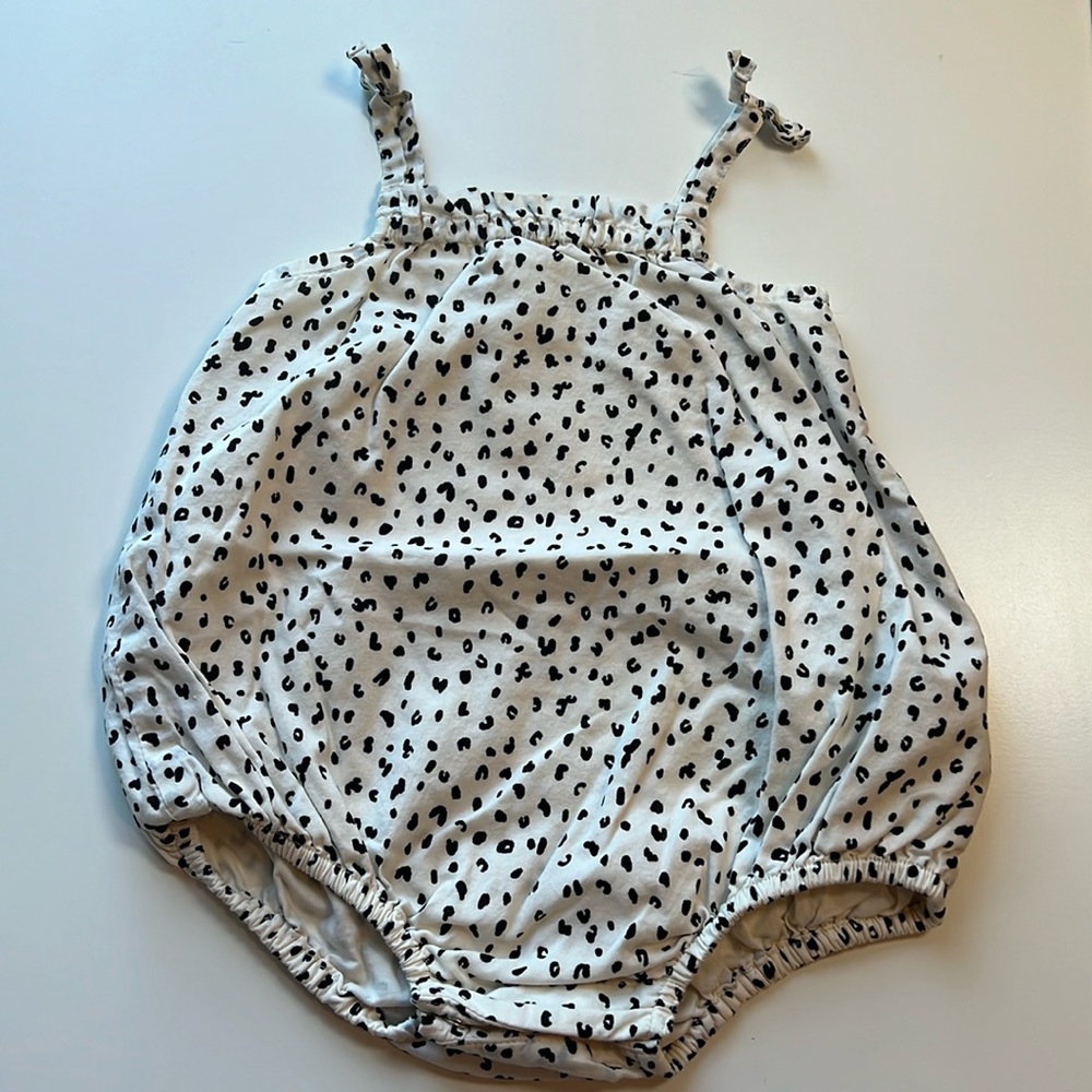 Old Navy Baby One-Piece Romper 3-6M